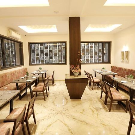 Hotel Shourya Residency Gulab Bagh Udajpur Zewnętrze zdjęcie